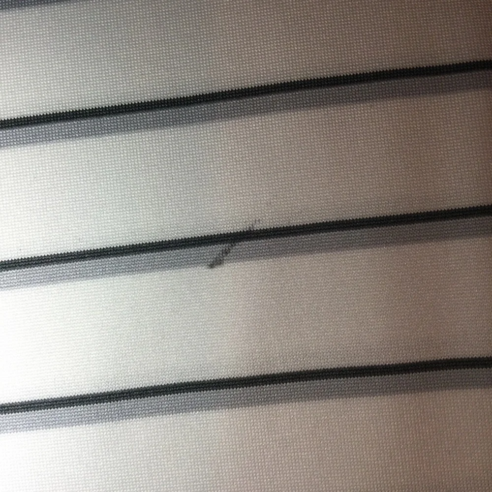 UNDER ARMOUR POLO SHIRT SIZE XXL (SMALL INK STAIN AS SHOWN IN PHOTO) - Picture 6 of 9